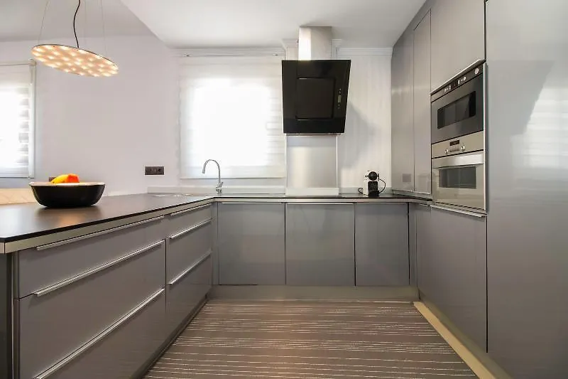 נרחה Apartamentos Plaza דירה